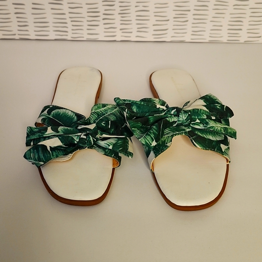 Tropical Green 💚 Sandals